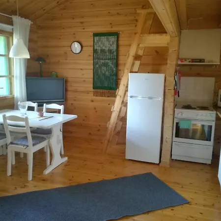 Isotalo Farm At Enaejaervi Tatil Evi *